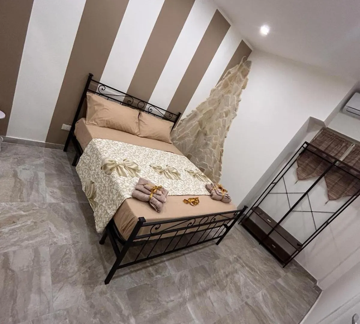 Bed & Breakfast Bed and Breakfast Al Piccolo Borgo Aeroporto di Catania Fontana Rossa Italia