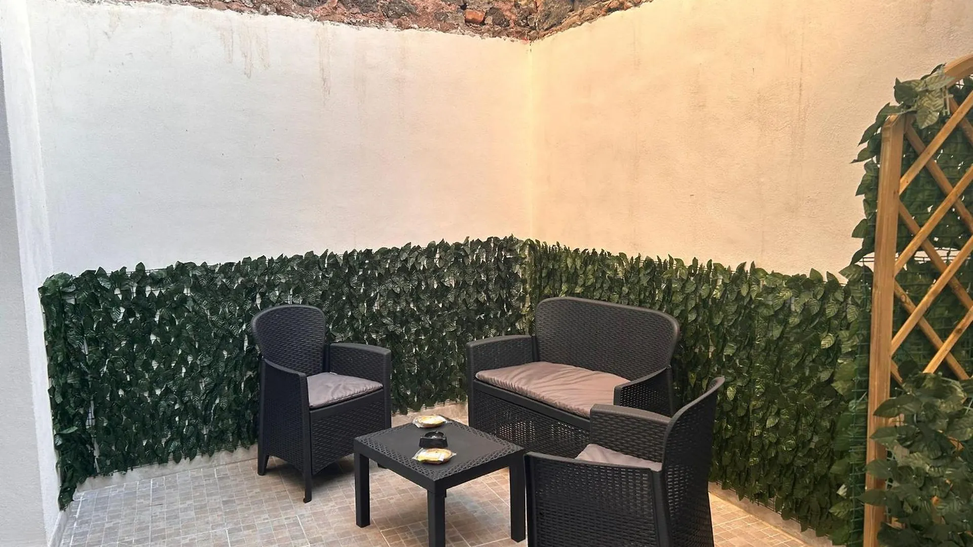 Bed and Breakfast Al Piccolo Borgo Aeroporto di Catania Fontana Rossa Italia